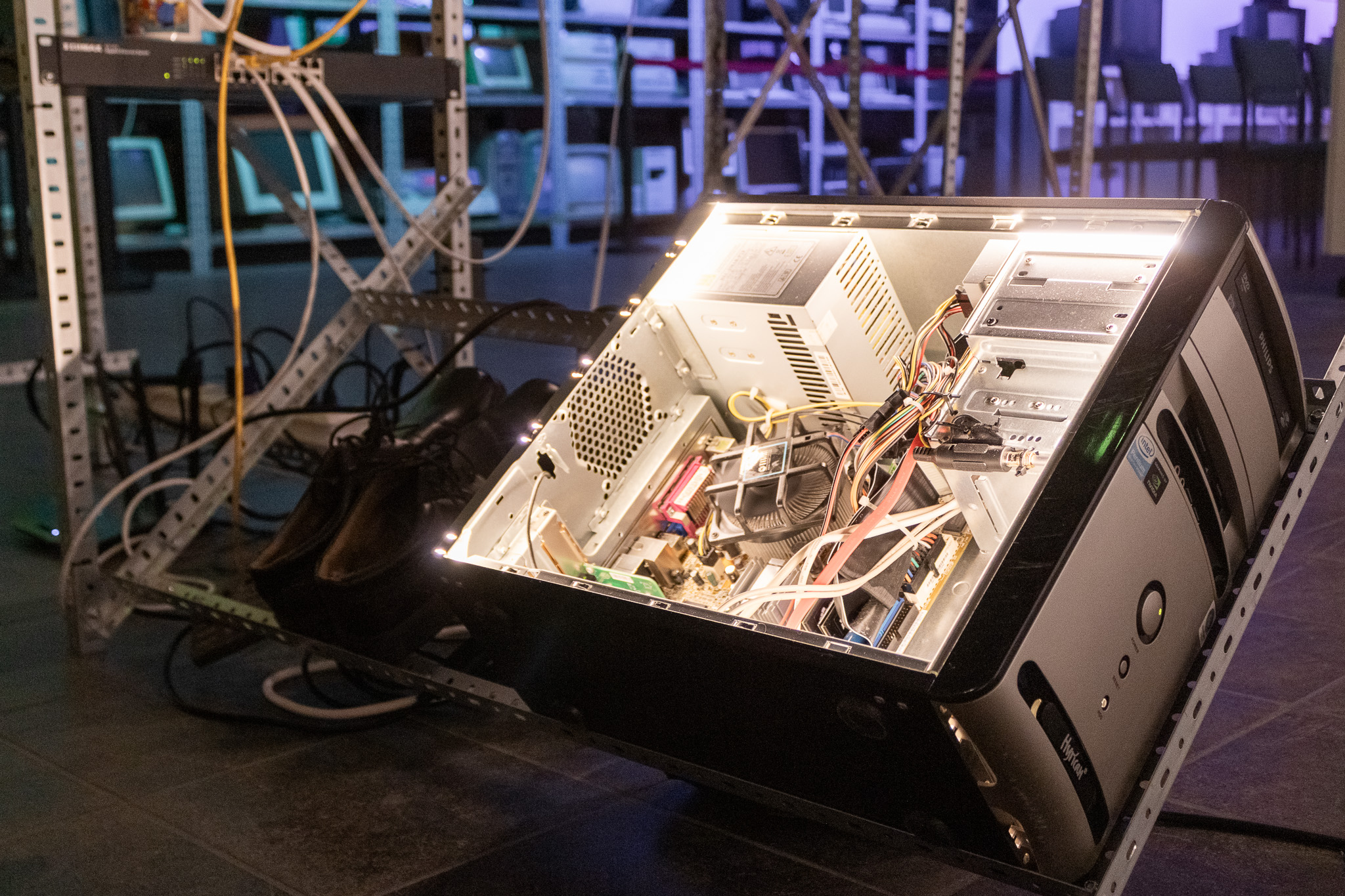 Fig. 8. The Hyrican PC PCK02282 mounted into the installation with an integrated light source. Source: Primary